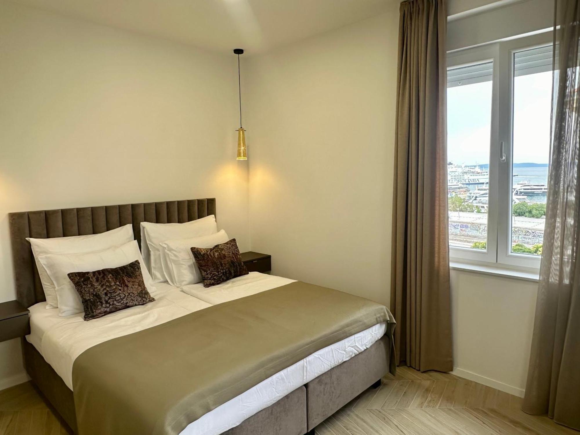 Mariani Luxury Rooms In Center Split Eksteriør bilde