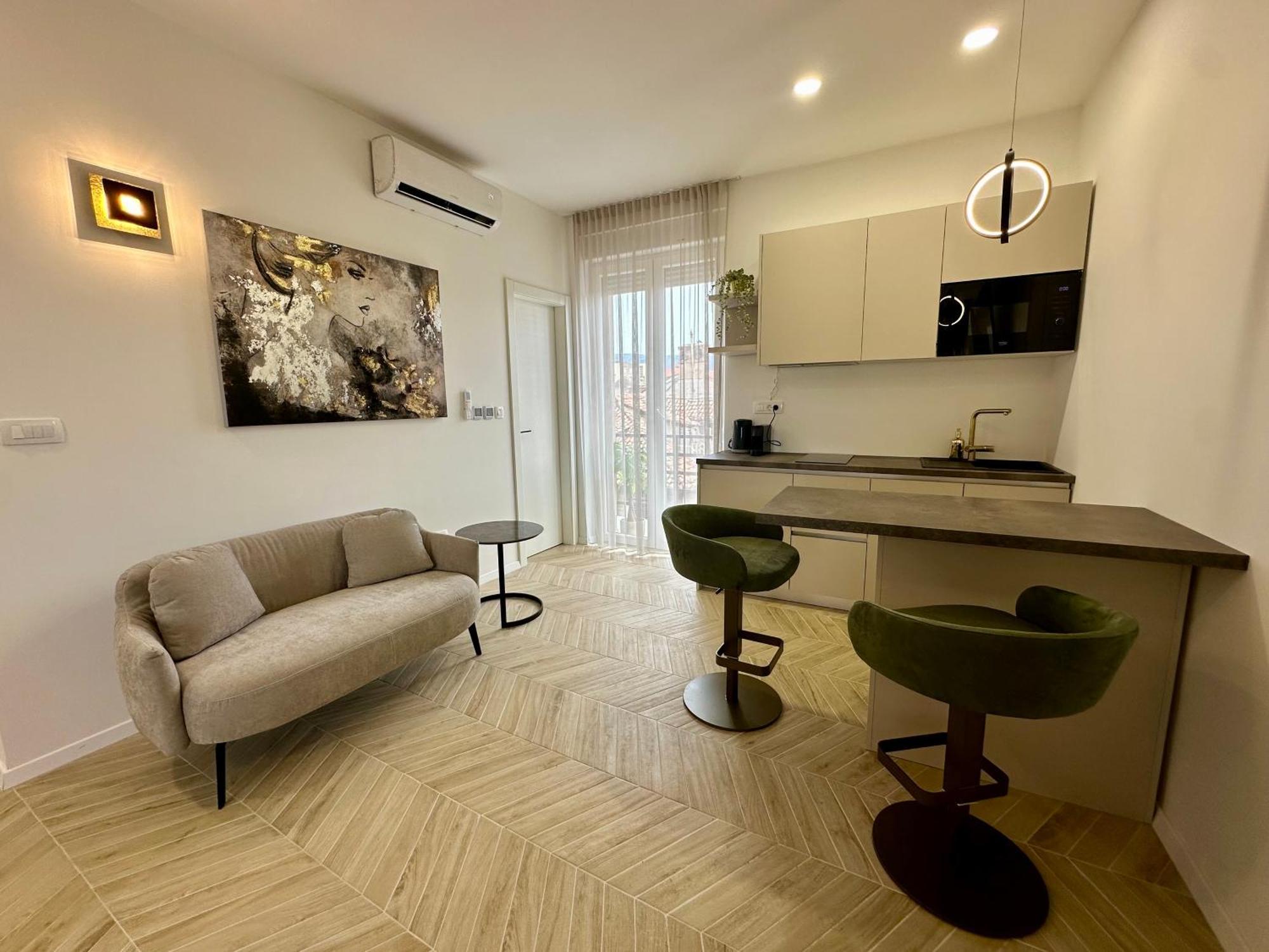 Mariani Luxury Rooms In Center Split Eksteriør bilde