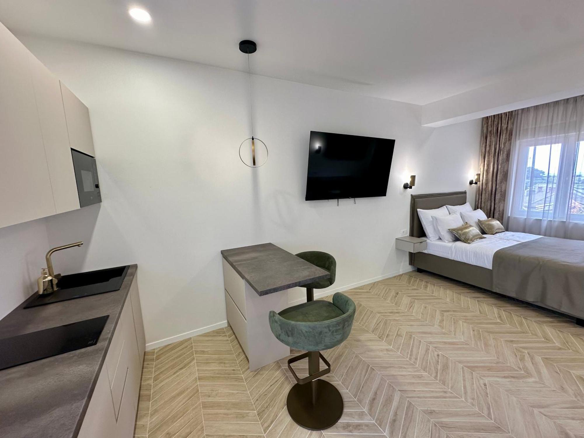 Mariani Luxury Rooms In Center Split Eksteriør bilde